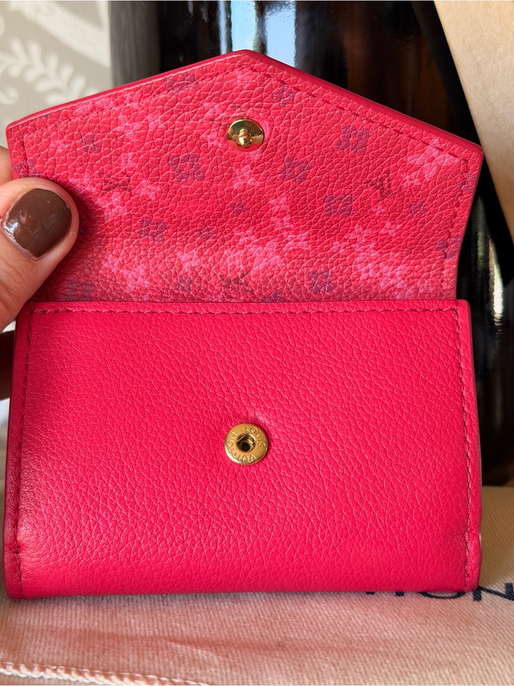 Louis Vuitton Lockmini Wallet Limited Pink Leather Floral Interior w/ Dustbag - Picture 9 of 17